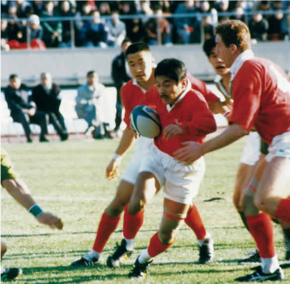 The Kobe Steel Rugby Club, which achieved its seventh consecutive all-Japan championship title in 1995