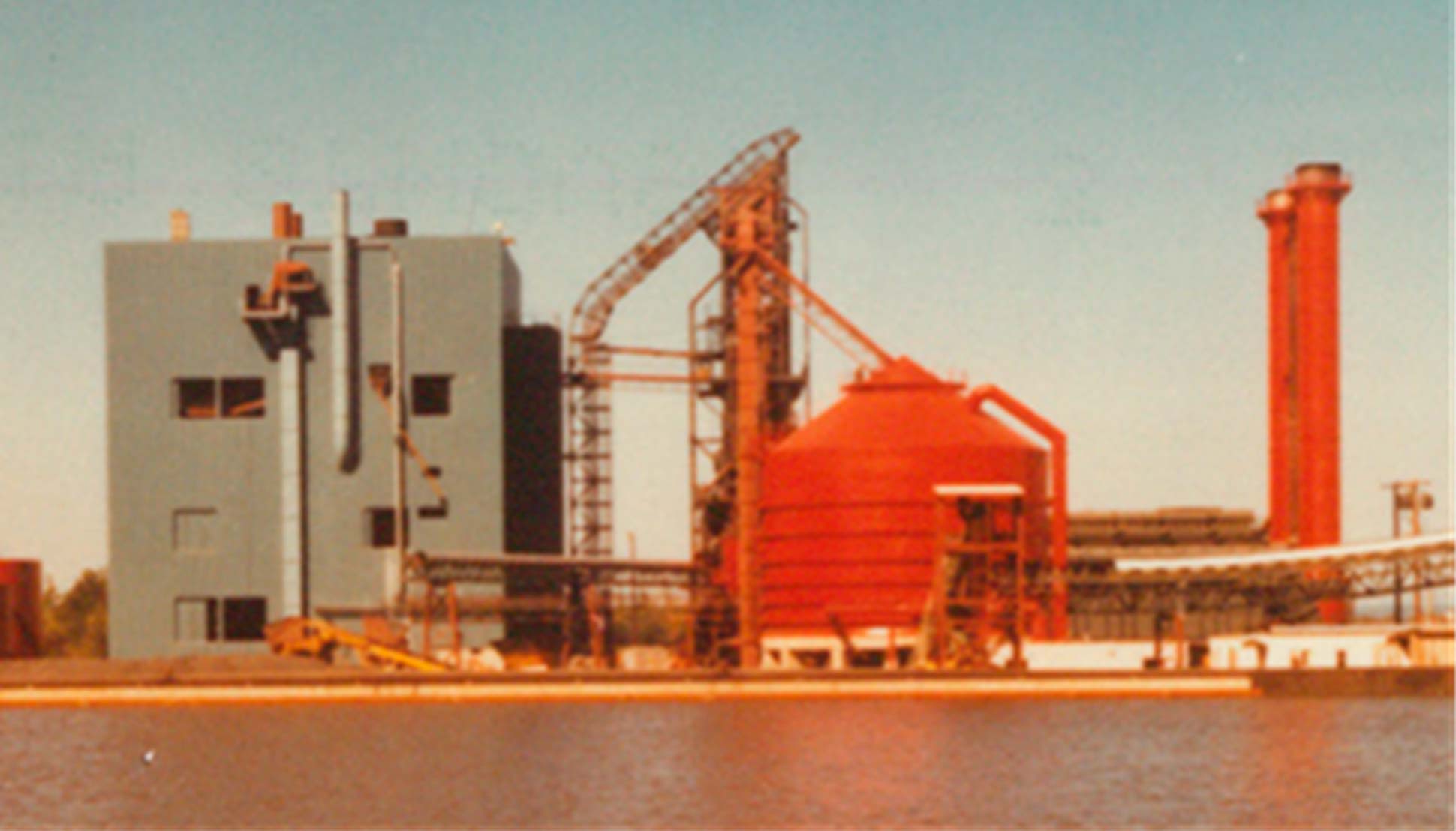 The first MIDREX<sup>®</sup> Plant at the former Oregon Steel Mills in Portland, Oregon, USA started up in 1969.