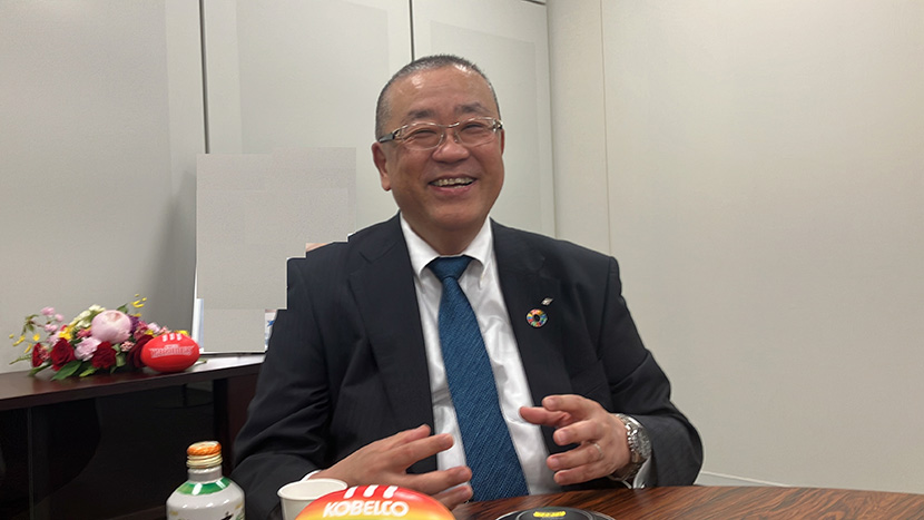 勝川社長登壇