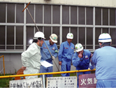 The Environmental Control and Disaster Prevention Department carrying out a disaster prevention inspection (Ibaraki Plant)