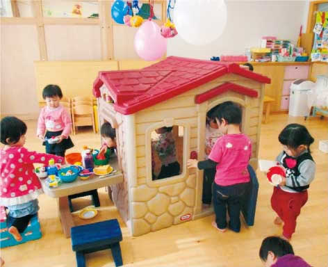 Large toys for kindergartens and daycare centers (Shinko Engineering)