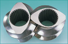 Ultra deep channel full flight screw