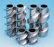 Screw elements for highly efficient conveying of fille