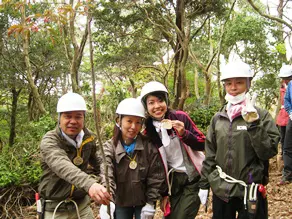 植樹した桜が早く大きくなることを願っています。