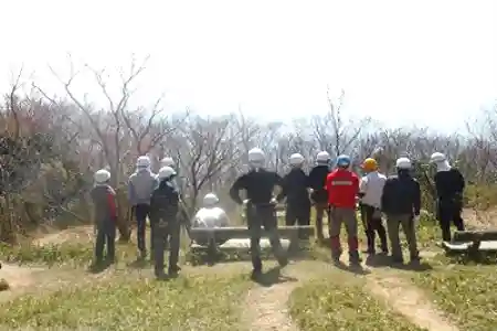 さあこれから伐採するぞ！