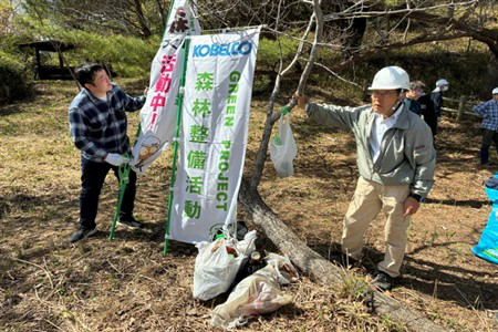 展望台の清掃活動も実施